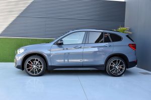 BMW X1 sDrive16d   - Foto 3
