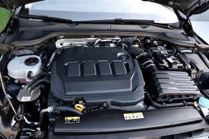 Volkswagen Golf Life 2.0 TDI 85kW 115CV CarPlay, Android Auto  - Foto 16
