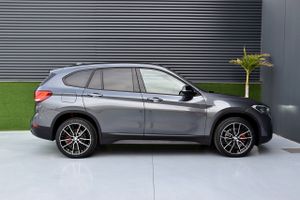 BMW X1 sDrive16d   - Foto 5