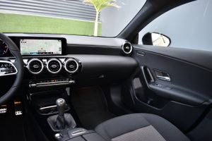 Mercedes Clase CLA 180 d Coupe Camara  - Foto 52