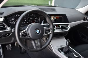 BMW Serie 3 318d 150CV Negro Full Black   - Foto 43