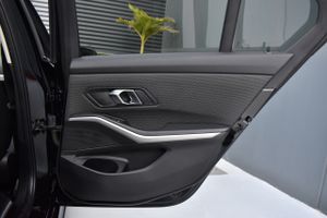 BMW Serie 3 318d 150CV Negro Full Black   - Foto 50