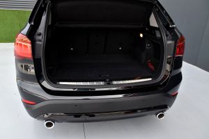 BMW X1 sDrive18d   Advantage, Head-up Display, Camara  - Foto 34