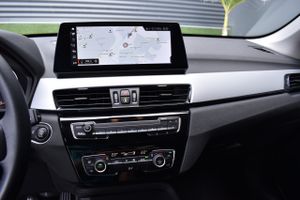 BMW X1 sDrive18d   Advantage, Head-up Display, Camara  - Foto 65