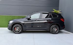 BMW X1 sDrive18d   Advantage, Head-up Display, Camara  - Foto 3