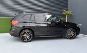 BMW X1 sDrive18d   Advantage, Head-up Display, Camara  - Foto 26
