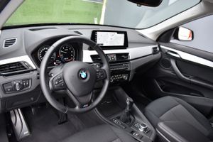 BMW X1 sDrive18d   Advantage, Head-up Display, Camara  - Foto 9