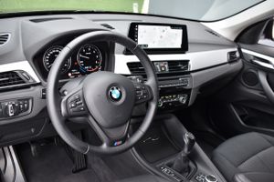 BMW X1 sDrive18d   Advantage, Head-up Display, Camara  - Foto 38