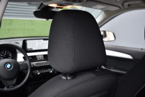 BMW X1 sDrive18d   Advantage, Head-up Display, Camara  - Foto 48