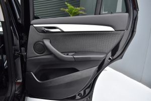 BMW X1 sDrive18d   Advantage, Head-up Display, Camara  - Foto 50