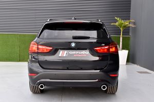BMW X1 sDrive18d   Advantage, Head-up Display, Camara  - Foto 4