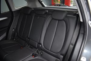 BMW X1 sDrive18d   Advantage, Head-up Display, Camara  - Foto 45