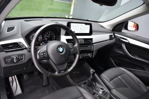 BMW X1 sDrive18d   Advantage, Head-up Display, Camara  - Foto 9