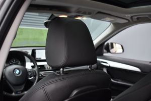 BMW X1 sDrive18d   Advantage, Head-up Display, Camara  - Foto 47