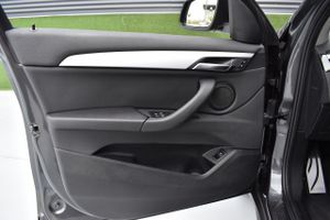 BMW X1 sDrive18d   Advantage, Head-up Display, Camara  - Foto 43
