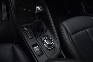 BMW X1 sDrive18d   Advantage, Head-up Display, Camara  - Foto 67