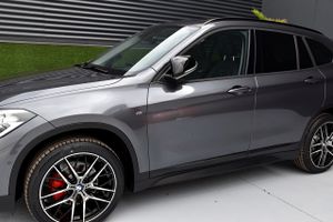 BMW X1 sDrive18d   Advantage, Head-up Display, Camara  - Foto 25