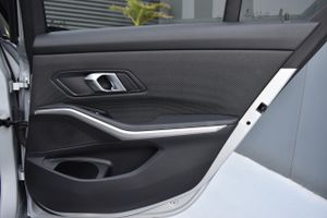 BMW Serie 3 318d 150CV   - Foto 43