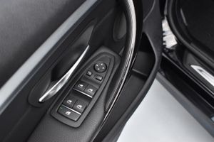 BMW Serie 4 418d 150CV Luxury  - Foto 37