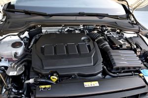 Volkswagen Golf Life 2.0 TDI 85kW 115CV CarPlay, Android Auto  - Foto 14