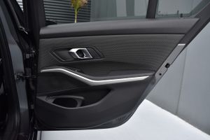 BMW Serie 3 320d 190CV CarPlay, Android  - Foto 39