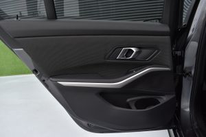 BMW Serie 3 320d 190CV CarPlay, Android  - Foto 38