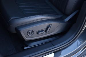 Audi A6 Avant Sport 40 TDI 150kW 204CV S tron. Sport, Matrix, Luz ambiental, Camaras 360, CarPlay   - Foto 36