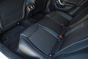 Mercedes CLA 200 D DCT Camara, CarPlay, Android auto  - Foto 45