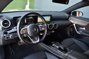Mercedes CLA 200 D DCT Camara, CarPlay, Android auto  - Foto 9