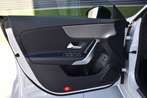 Mercedes CLA 200 D DCT Camara, CarPlay, Android auto  - Foto 40