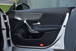 Mercedes CLA 200 D DCT Camara, CarPlay, Android auto  - Foto 52
