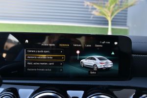 Mercedes CLA 200 D DCT Camara, CarPlay, Android auto  - Foto 87