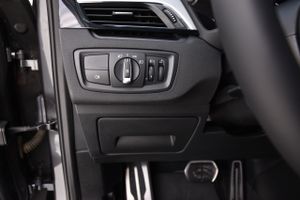 BMW X1 sDrive16d Automatico, Piel, navegacion profesional  - Foto 65