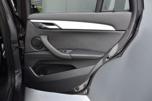 BMW X1 sDrive16d Automatico, Piel, navegacion profesional  - Foto 54