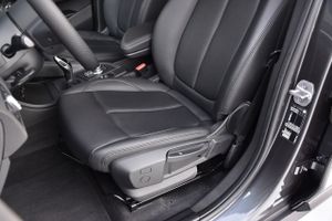 BMW X1 sDrive16d Automatico, Piel, navegacion profesional  - Foto 16