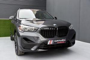 BMW X1 sDrive16d Automatico, Piel, navegacion profesional  - Foto 7