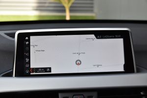 BMW X1 sDrive16d Automatico, Piel, navegacion profesional  - Foto 13