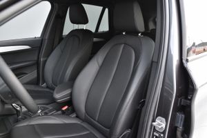 BMW X1 sDrive16d Automatico, Piel, navegacion profesional  - Foto 45