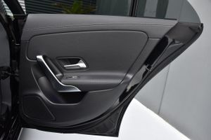 Mercedes CLA 200 D DCT Camara, CarPlay, Android auto  - Foto 46