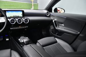 Mercedes CLA 200 D DCT Camara, CarPlay, Android auto  - Foto 58