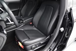 Mercedes CLA 200 D DCT Camara, CarPlay, Android auto  - Foto 39