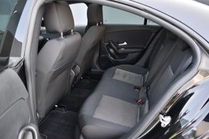 Mercedes CLA 200 D DCT Camara, CarPlay, Android auto  - Foto 41