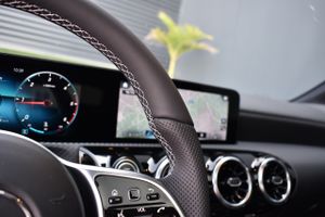 Mercedes CLA 200 D DCT Camara, CarPlay, Android auto  - Foto 55