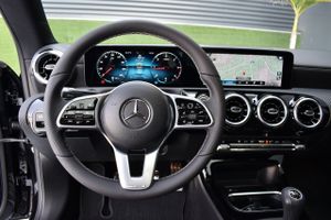 Mercedes CLA 200 D DCT Camara, CarPlay, Android auto  - Foto 12