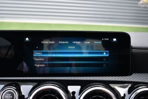 Mercedes CLA 200 D DCT Camara, CarPlay, Android auto  - Foto 79