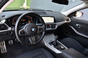 BMW Serie 3 318d 150CV Negro Full Black  - Foto 9