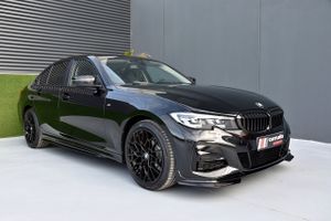 BMW Serie 3 318d 150CV Negro Full Black  - Foto 33