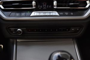 BMW Serie 3 318d 150CV Negro Full Black  - Foto 62