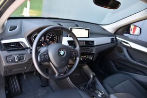BMW X1 sDrive16d Navegacion Profesional  - Foto 9