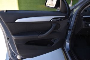 BMW X1 sDrive16d Navegacion Profesional  - Foto 42